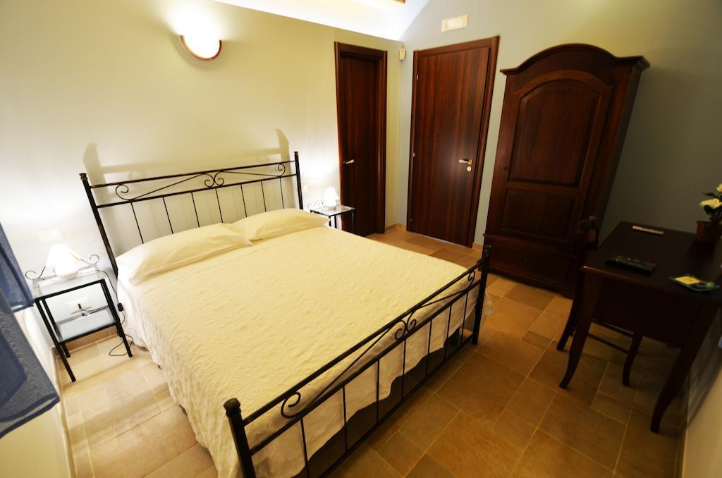 Alla Corte Di Nonna Maria Villa Pozzallo Exterior foto